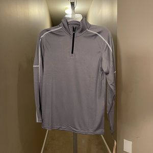 Youth Large NWT Pennant 1/4 zip in gray. *